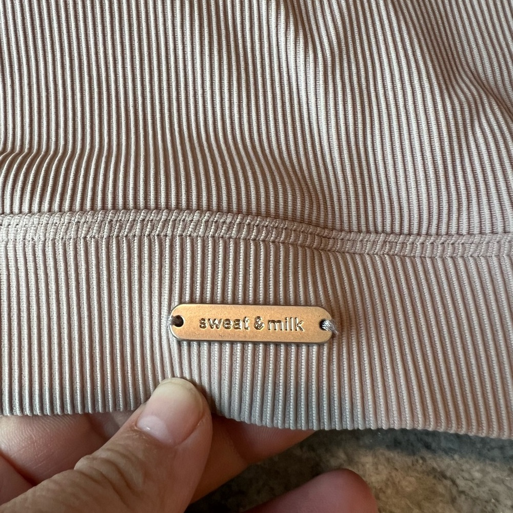 Sweat and Milk Chloe 4 Running Nursing & Pumping Sports Bra (Ribbed Chai) size L - Picture 2 of 10